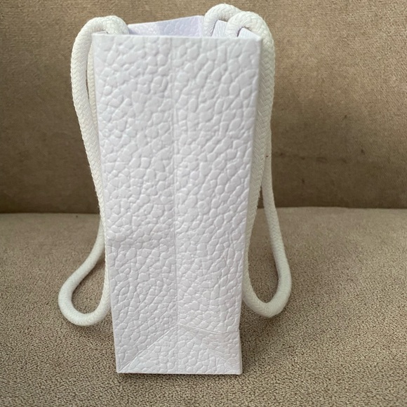 Dior Retail Bag - Picture 2 of 10